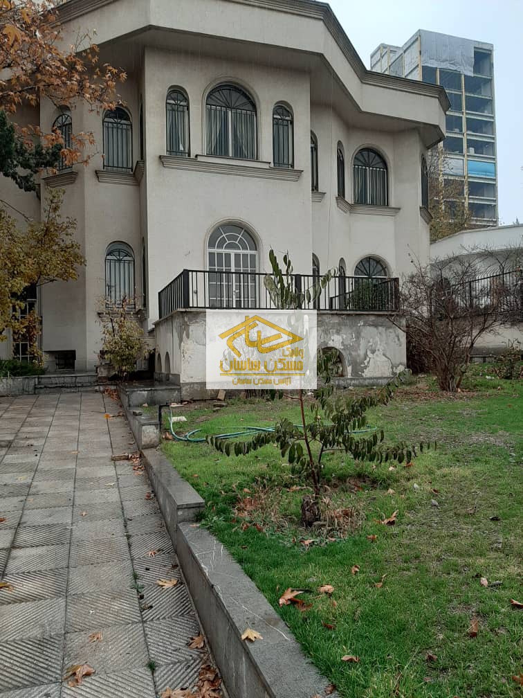 رهن و اجاره ويلا ٧٠٠ متري ٤ خواب در زعفرانيه