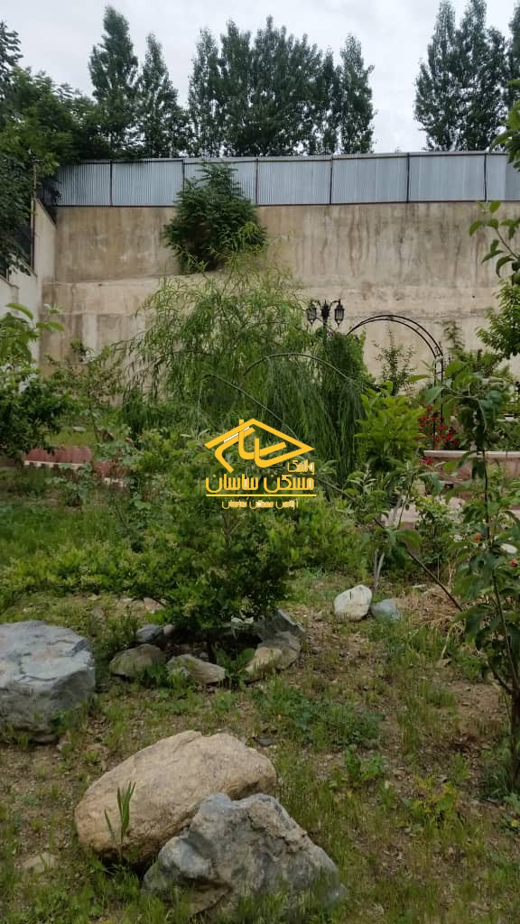 خريد و فروش آپارتمان ١٦٣ متري ٣ خواب در اوين