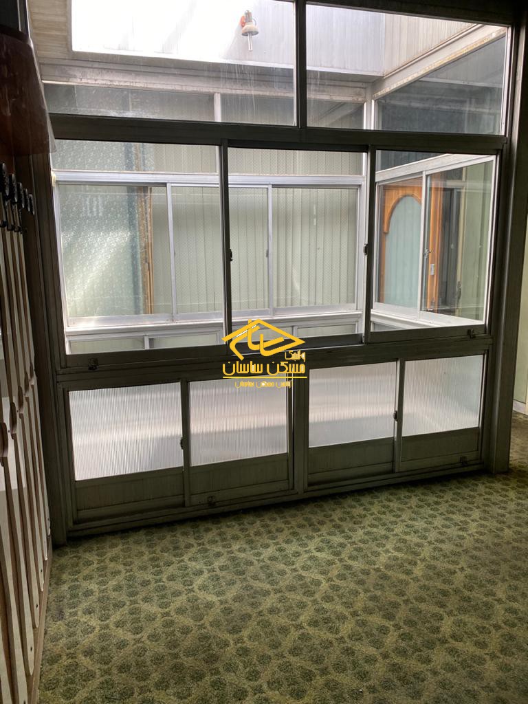 رهن مستغلات اداري 550 متري با ٤ طبقه بنا در ونك