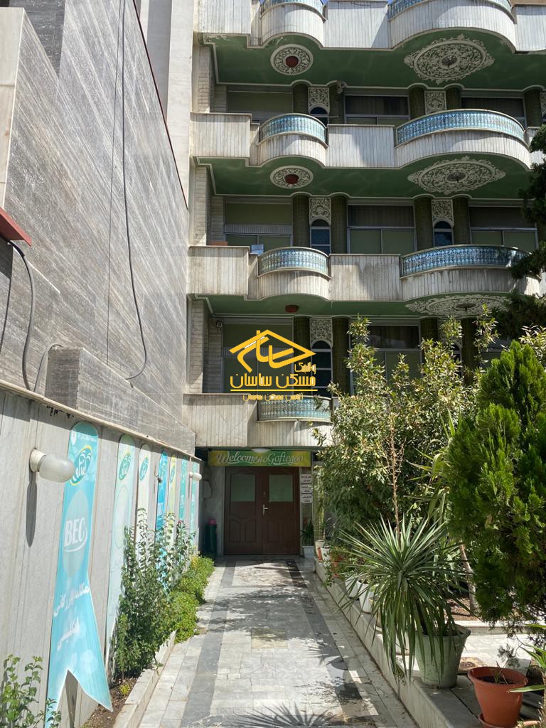 رهن مستغلات اداري 550 متري با ٤ طبقه بنا در ونك