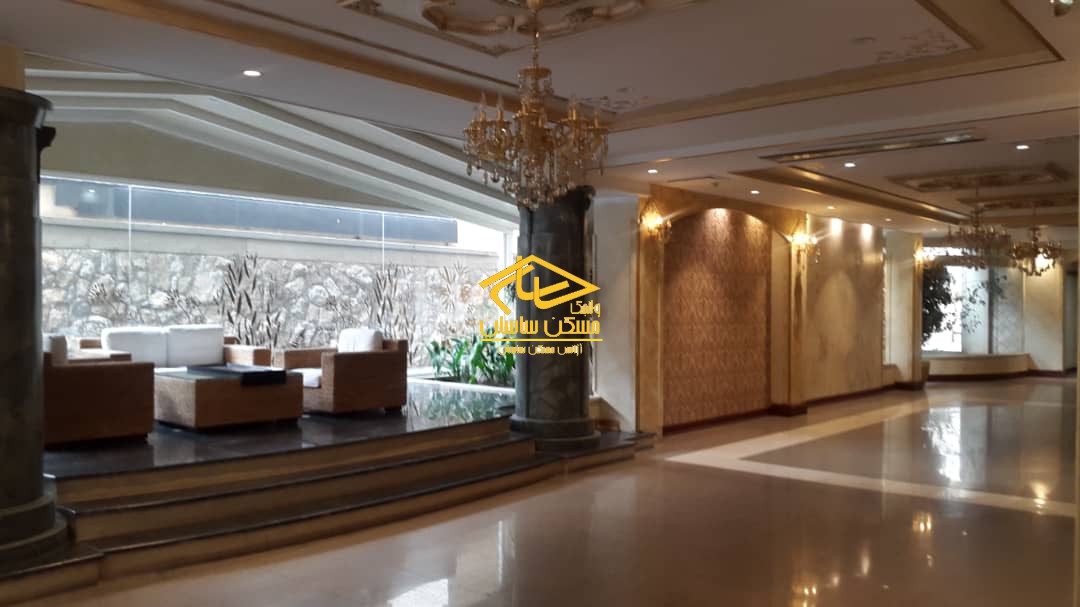 اجاره آپارتمان ٢١٢ متري ٣ خواب فول امكانات در برج هرمي سروستان فرشته