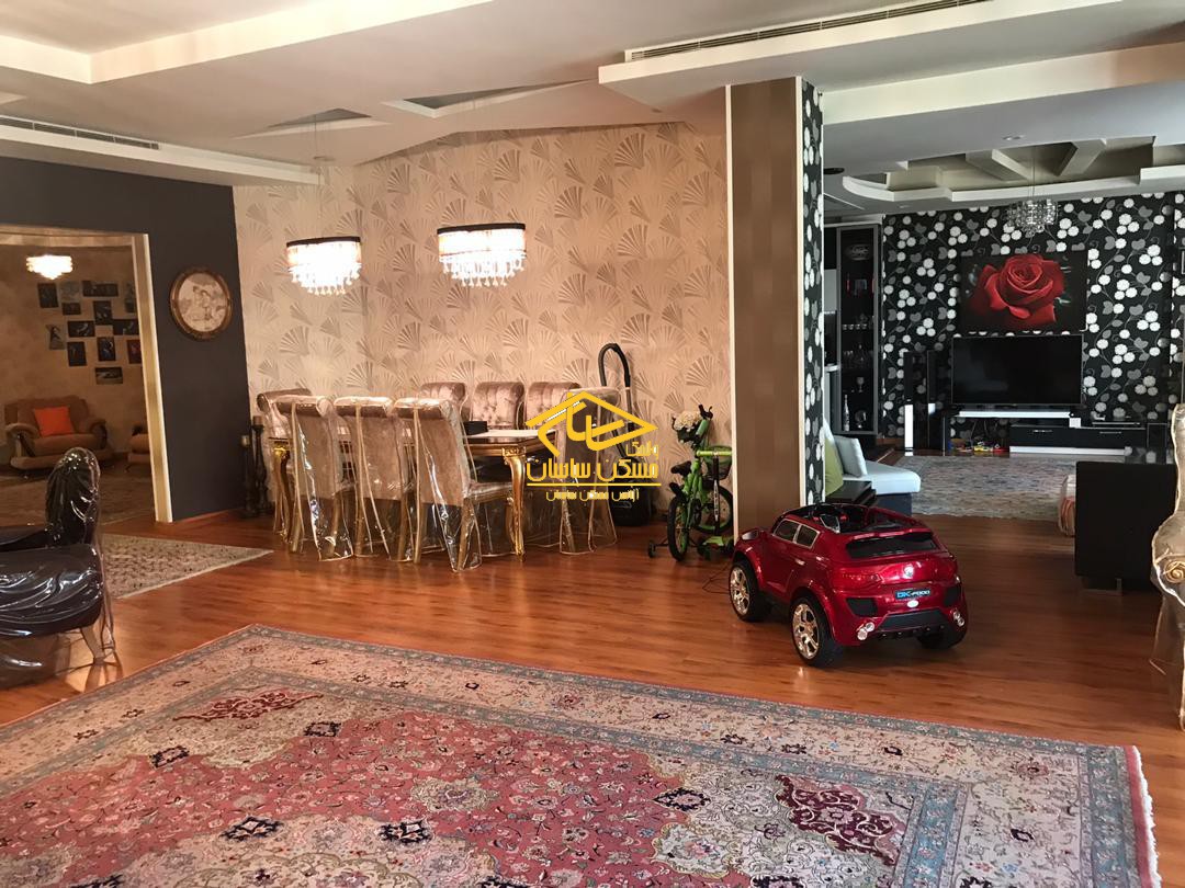 رهن آپارتمان ٢٩١ متري ٣ خواب فول امكانات در محموديه