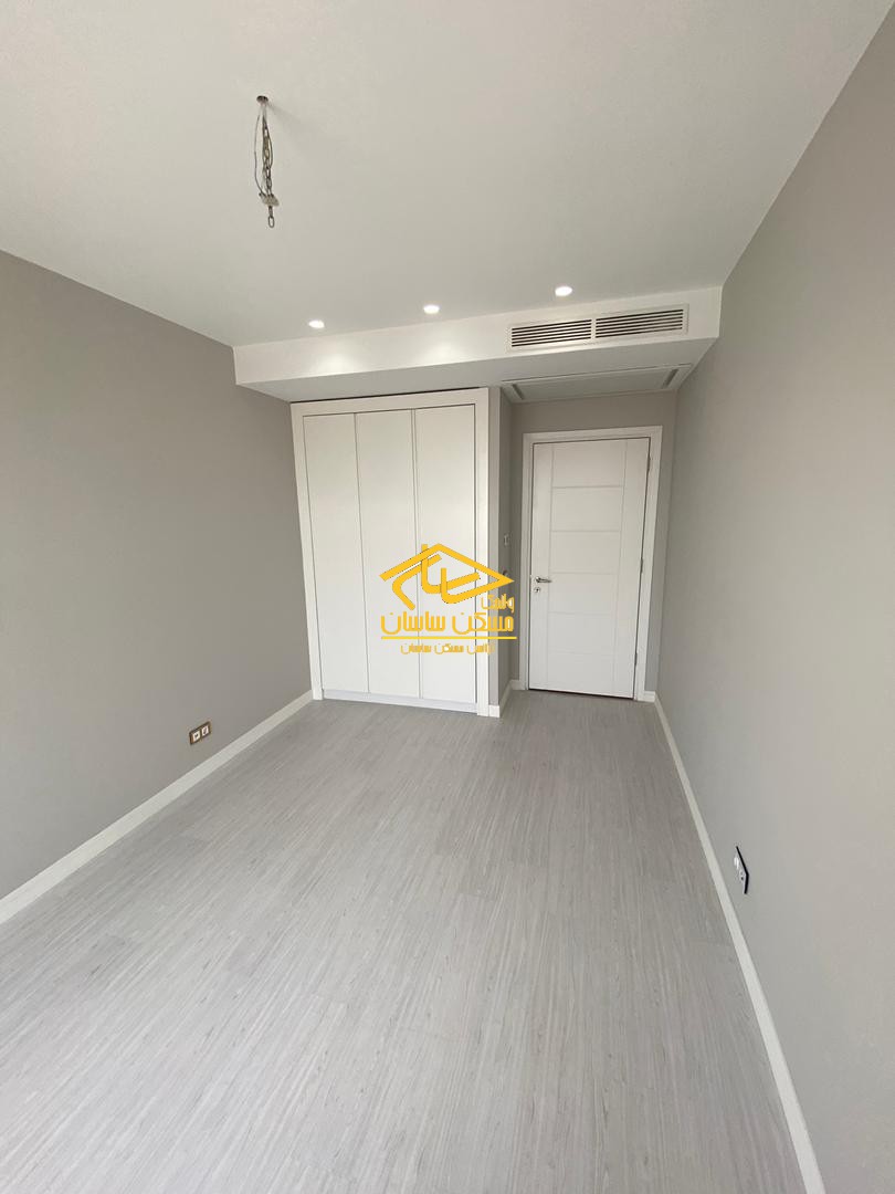 اجاره آپارتمان در درکه ١١٧ متر ٢ خواب فول امكانات در برج باغ كوروش