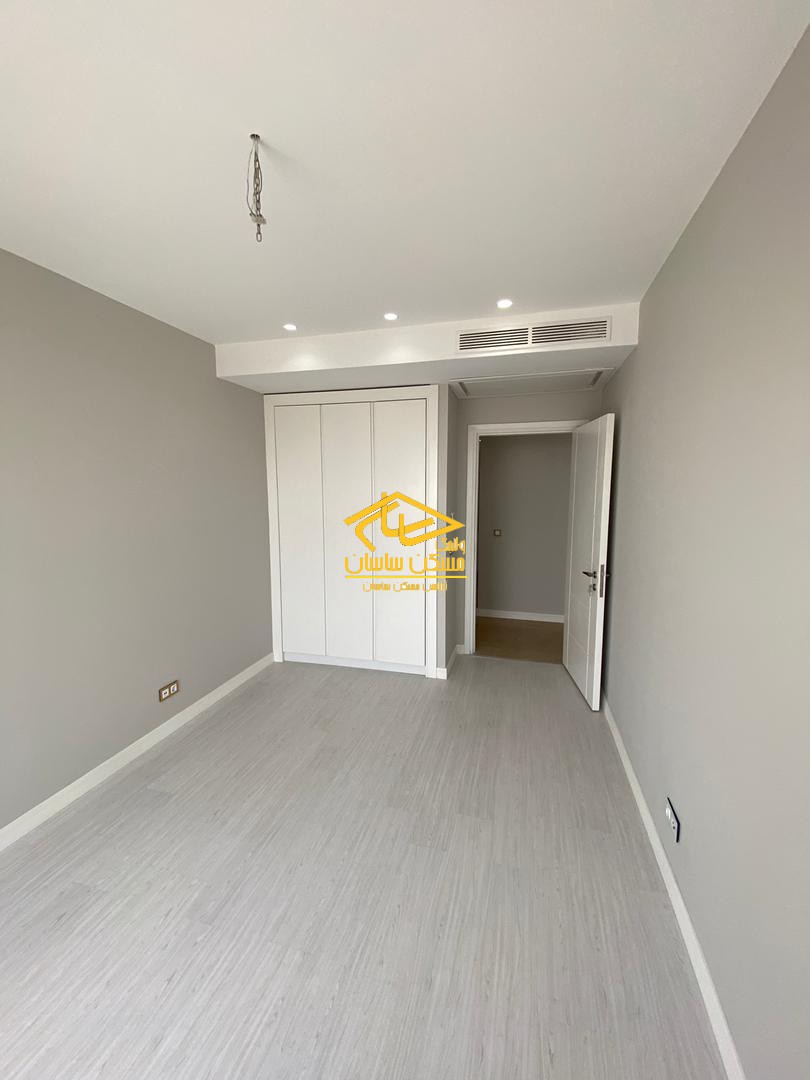 اجاره آپارتمان در درکه ١١٧ متر ٢ خواب فول امكانات در برج باغ كوروش