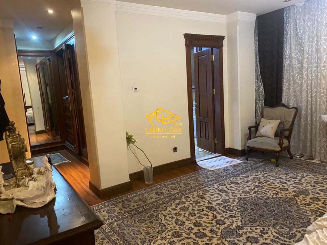 اجاره آپارتمان ٢٨٠ متري ٤ خواب فول امكانات در صاحبقرانيه