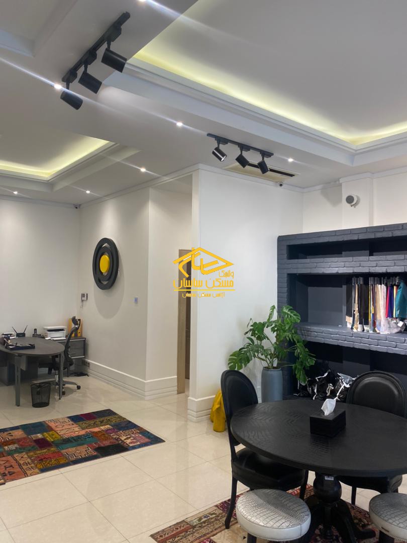 خريد دفتر كار در فرشته ١٣٥ متر ١ خواب نوساز در مجتمع كوئين سنتر