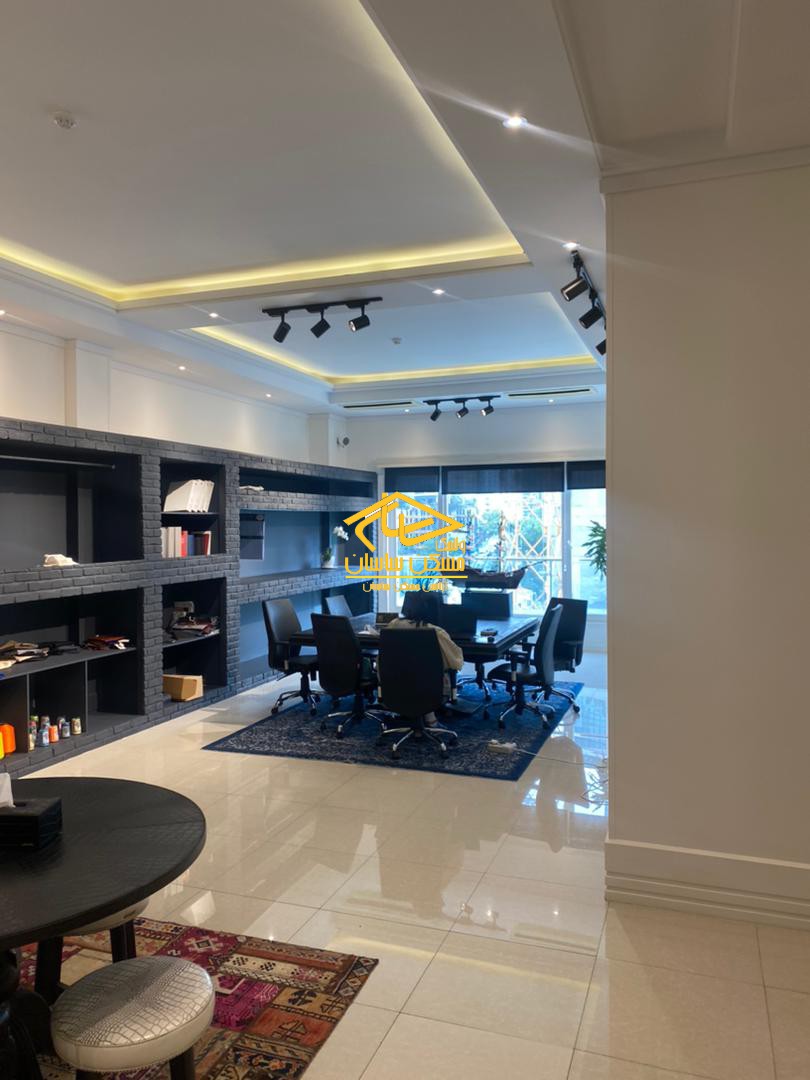 خريد دفتر كار در فرشته ١٣٥ متر ١ خواب نوساز در مجتمع كوئين سنتر