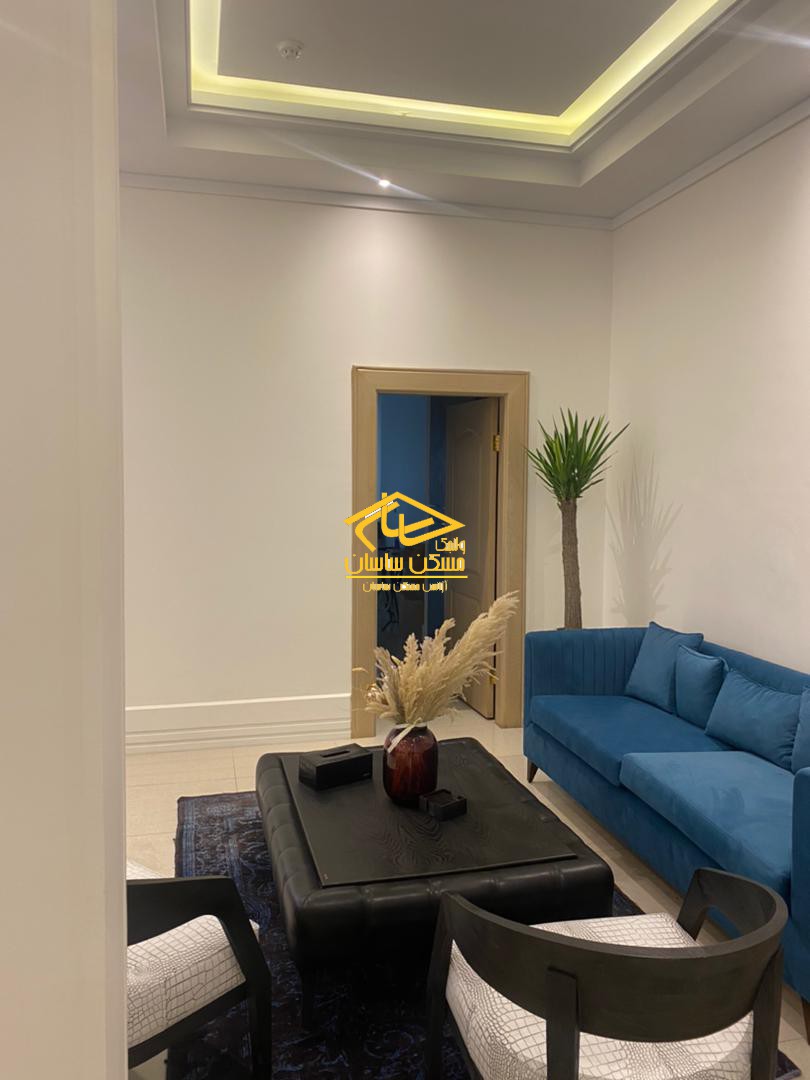 خريد دفتر كار در فرشته ١٣٥ متر ١ خواب نوساز در مجتمع كوئين سنتر