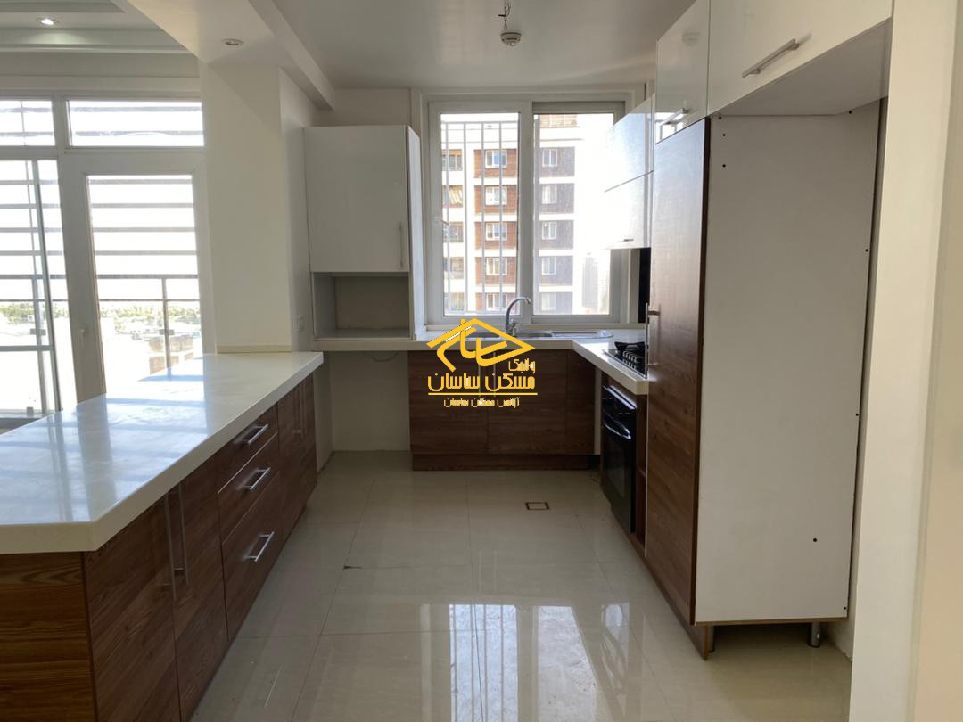 خريد آپارتمان در اوين ١٢٠ متر ٢ خواب در ساختمان انارستان اوين