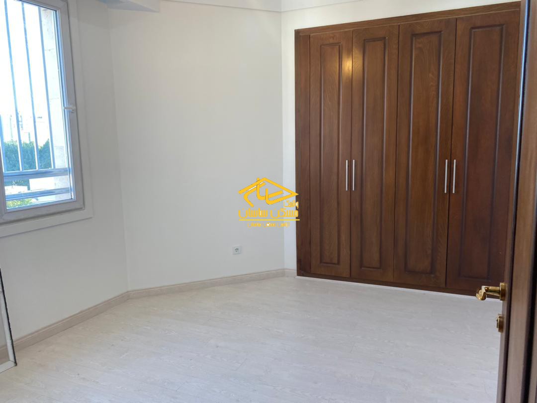 خريد آپارتمان در اوين ١٢٠ متر ٢ خواب در ساختمان انارستان اوين