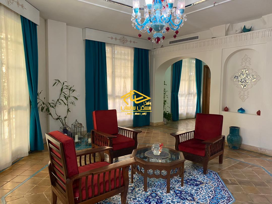 خريد آپارتمان در اوين ١٢٠ متر ٢ خواب در ساختمان انارستان اوين