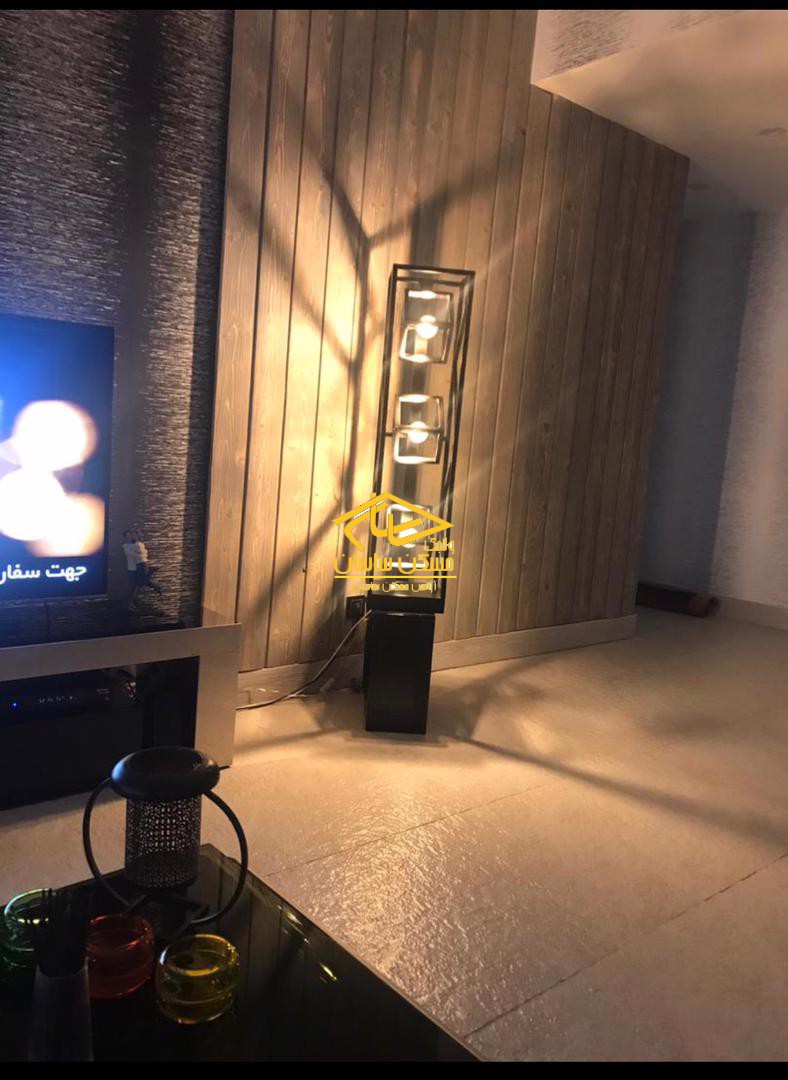 خريد آپارتمان در اوين ٢١٠ متر ٣ خواب خوش نقشه ويو نوساز مشجر