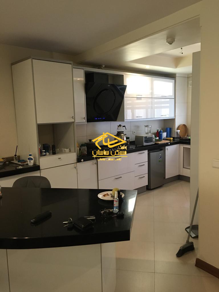 خريد آپارتمان در اوين ١١١ متر ٢ خواب خوش نقشه در مجتمع گل نرگس