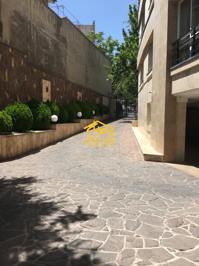 خريد آپارتمان در اوين ١١١ متر ٢ خواب خوش نقشه در مجتمع گل نرگس