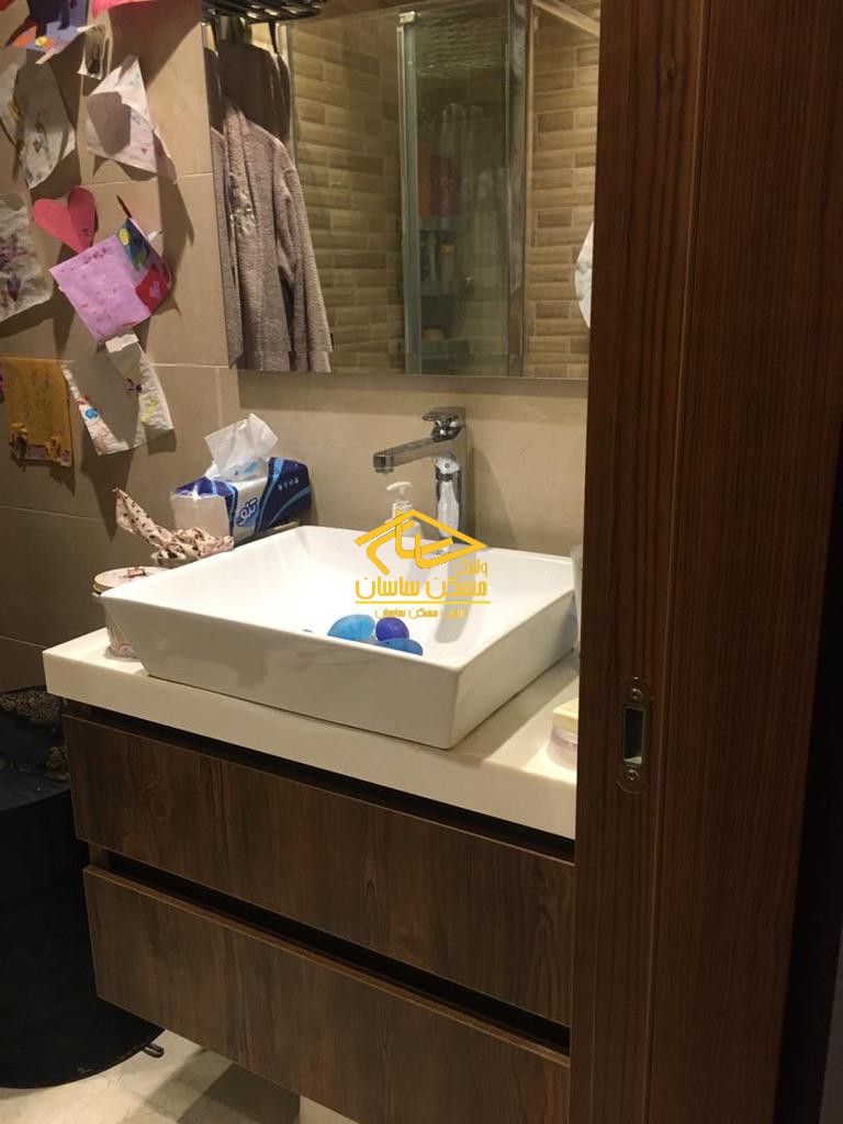 خريد آپارتمان در اوين ٩٩ متر ٢ خواب طبقات بالا در برج باغ آرش