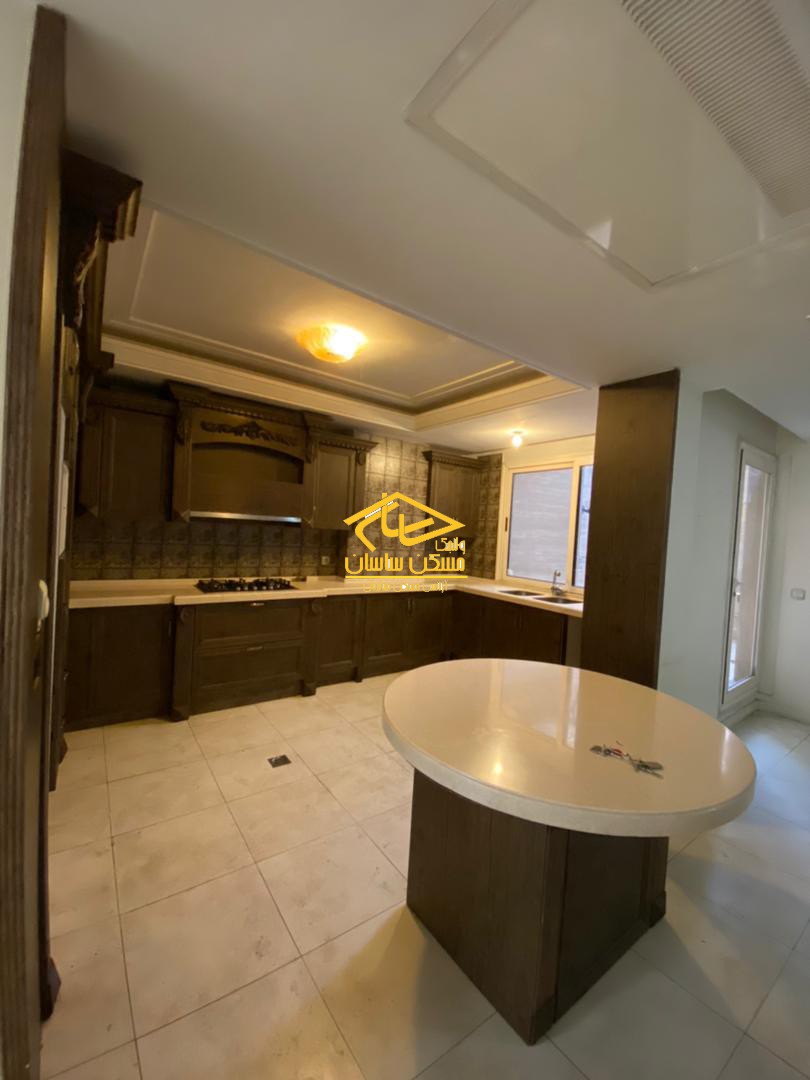 اجاره آپارتمان در اوين ١٨٠ متر ٣ خواب خوش نقشه در فرعي آرام