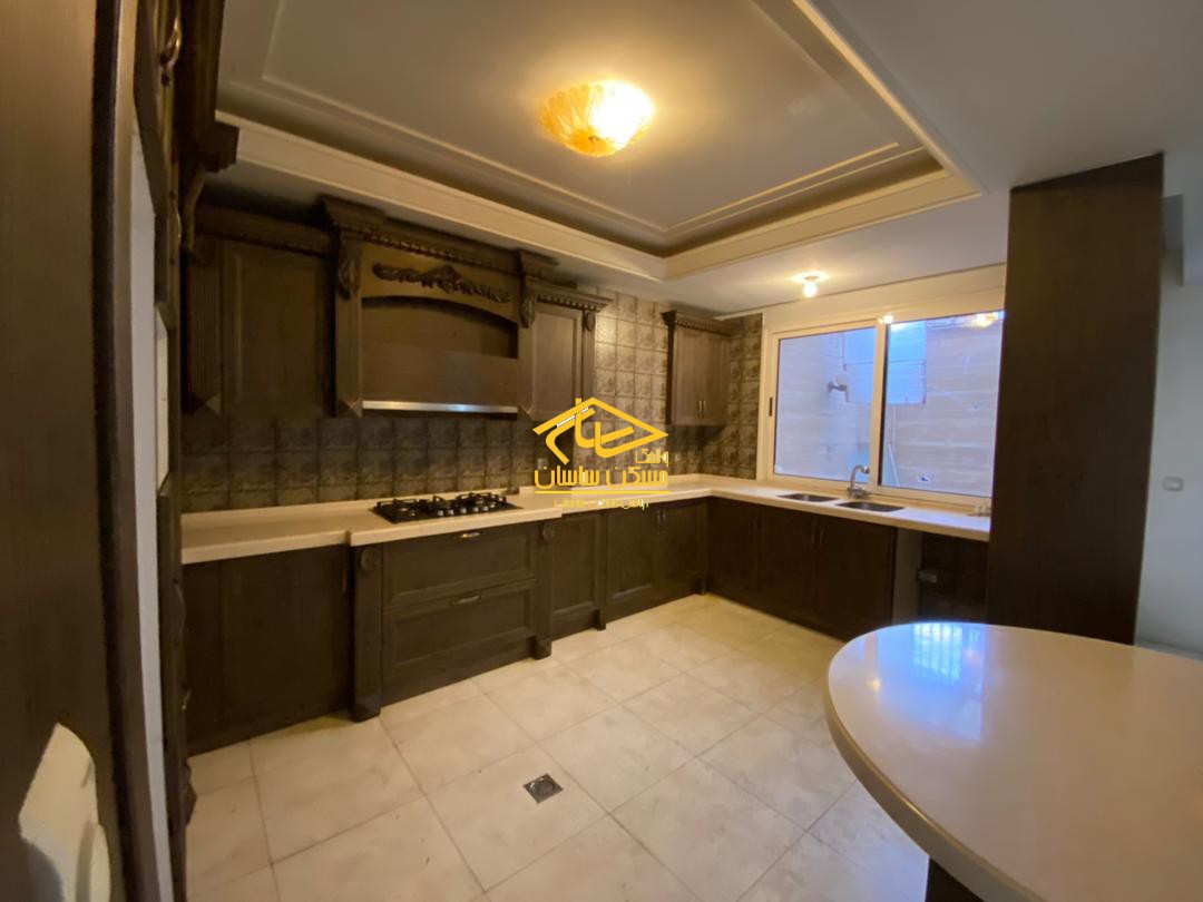 اجاره آپارتمان در اوين ١٨٠ متر ٣ خواب خوش نقشه در فرعي آرام