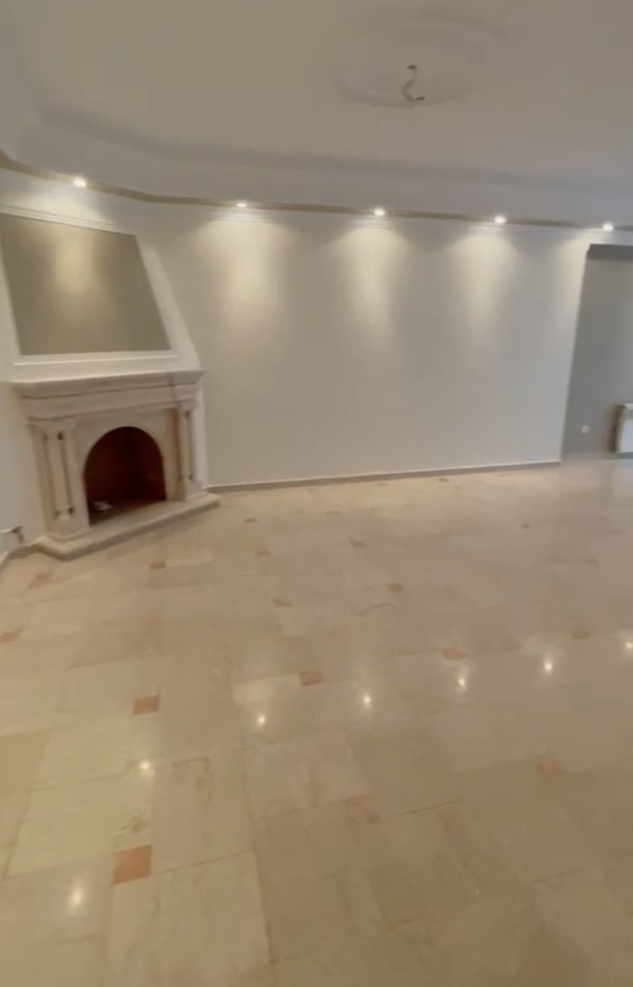 اجاره آپارتمان در محموديه ١٢٥ متر ٢ خواب خوش نقشه بسيار تميز