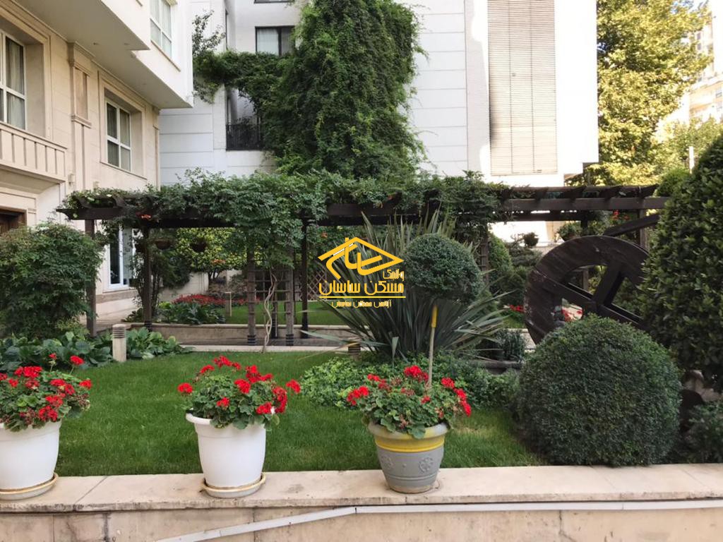 اجاره آپارتمان مبله در نياوران ٢٥٠ متر ٣ خواب فول امكانات در برج سفير