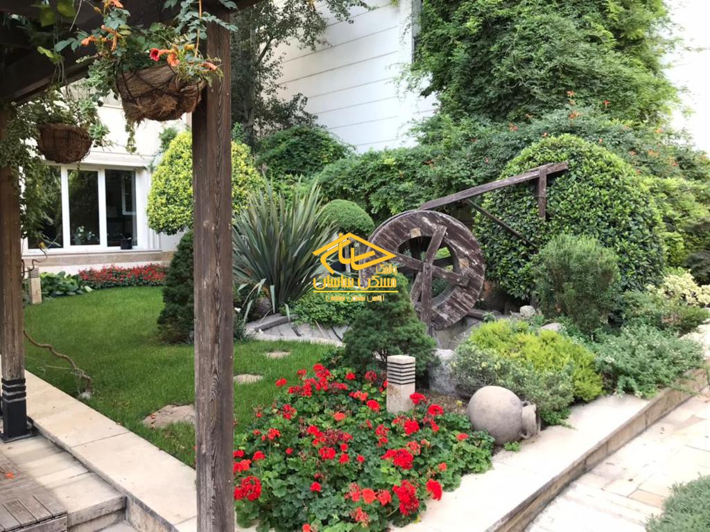 اجاره آپارتمان مبله در نياوران ٢٥٠ متر ٣ خواب فول امكانات در برج سفير