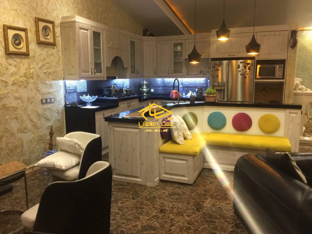 خريد ويلا در كردان ١٢٠٠ متر زمين با ٢ بنا ٩٠ و ٤٠ متري و استخر ٦٠ متري