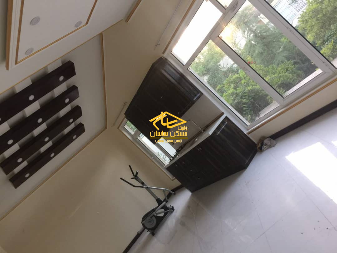 خريد ويلا در كردان ١٢٠٠ متر زمين با ٢ بنا ٩٠ و ٤٠ متري و استخر ٦٠ متري