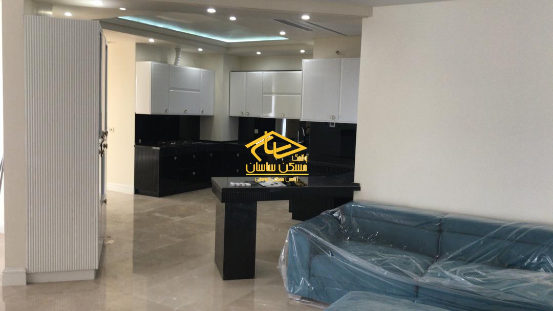 اجاره آپارتمان در محموديه ٣٢٠ متر ٤ خواب نوساز فول امكانات در برج رز هال