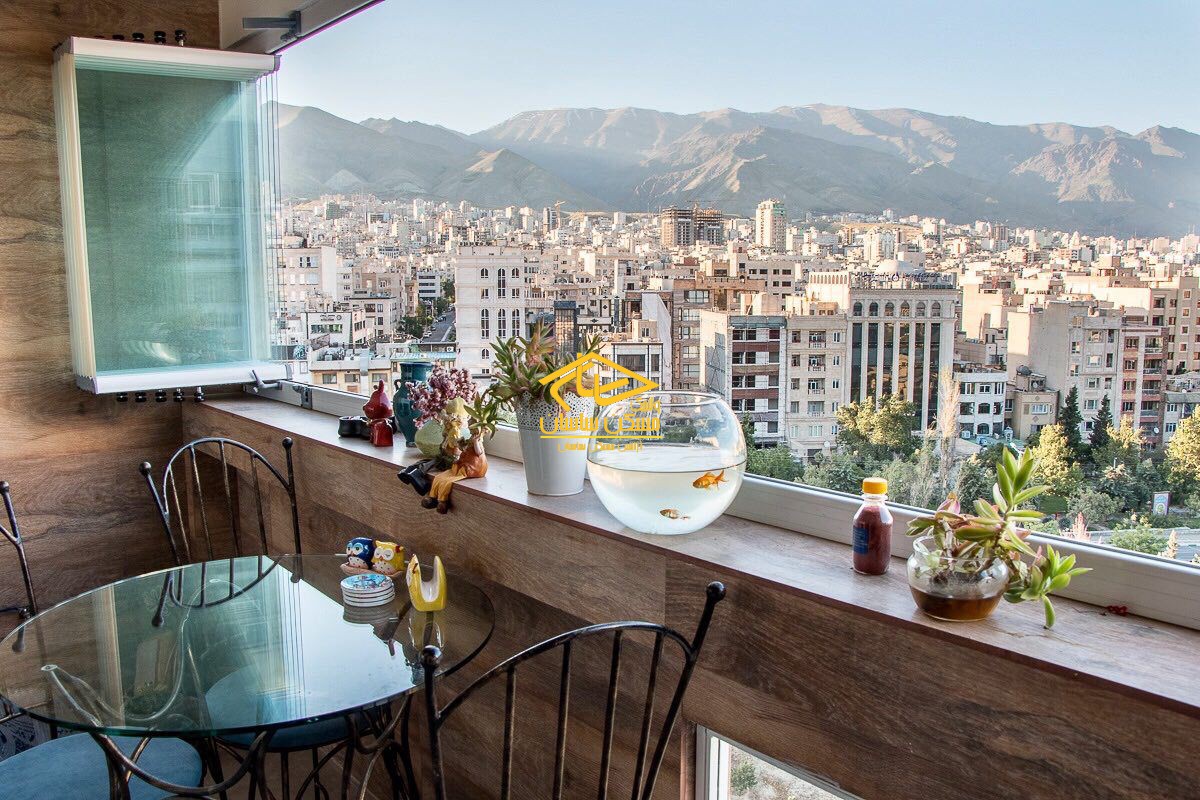 خريد آپارتمان در شهرك غرب ٢٠٧ متر ٣ خواب بازسازي شده در برج هرمزان