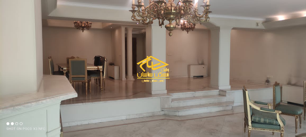 اجاره آپارتمان در محموديه ٢٤٠ متر ٣ خواب خوش نقشه تكواحدي مبله