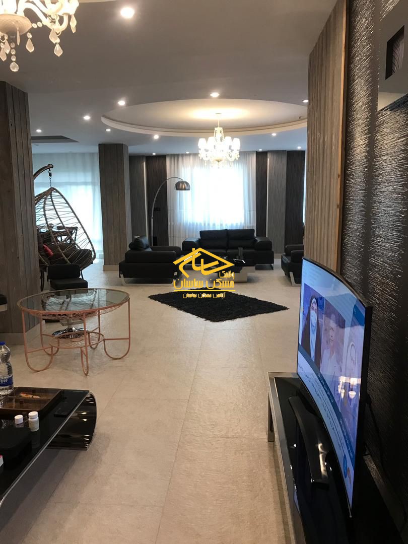 خريد آپارتمان در اوين ٢٠٠ متر ٣ خواب خوش نقشه نوساز