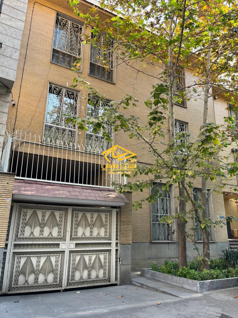 اجاره آپارتمان در محموديه ٢٠٥ متر ٣ خواب بازسازي شده خوش نقشه