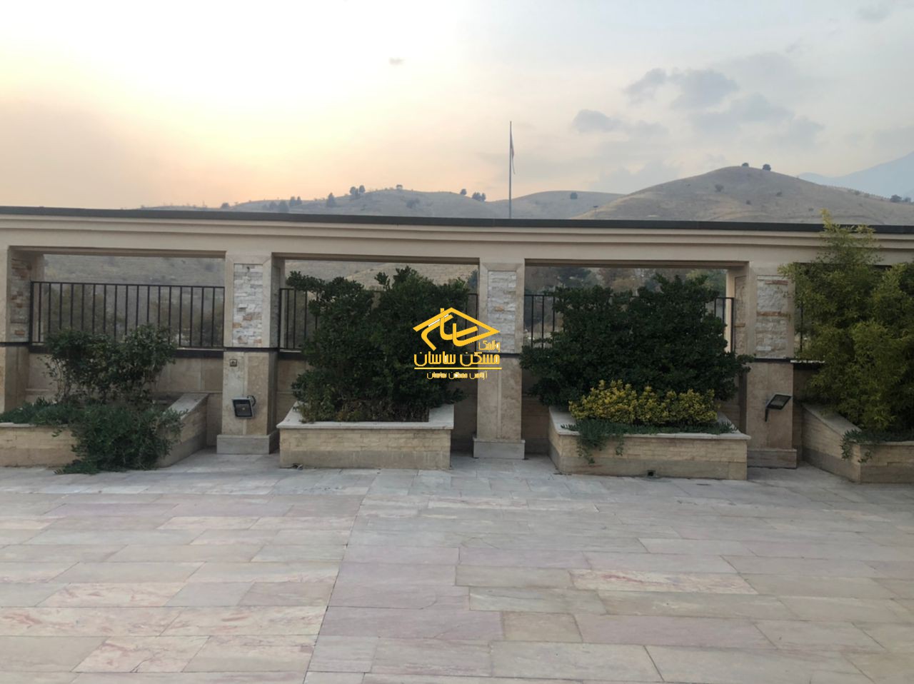 خريد آپارتمان در اوين ١٠٥ متر ٢ خواب خوش نقشه ويو ابدي در برج ديبا