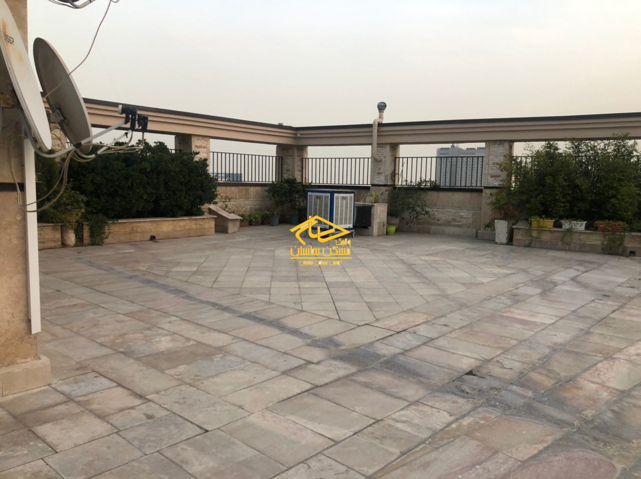 خريد آپارتمان در اوين ١٠٥ متر ٢ خواب خوش نقشه ويو ابدي در برج ديبا