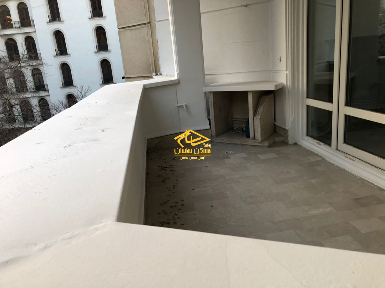 اجاره آپارتمان در فرشته ٢٥٣ متر ٤ خواب خوش نقشه ٢ پاركينگ در خيابان سروستان