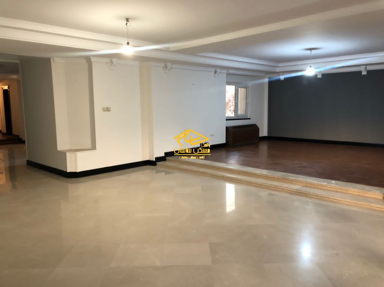 اجاره آپارتمان در فرشته ٢٥٣ متر ٤ خواب خوش نقشه ٢ پاركينگ در خيابان سروستان