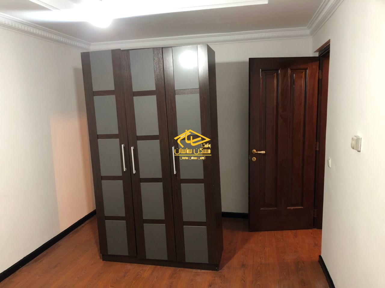 اجاره آپارتمان در فرشته ٢٥٣ متر ٤ خواب خوش نقشه ٢ پاركينگ در خيابان سروستان