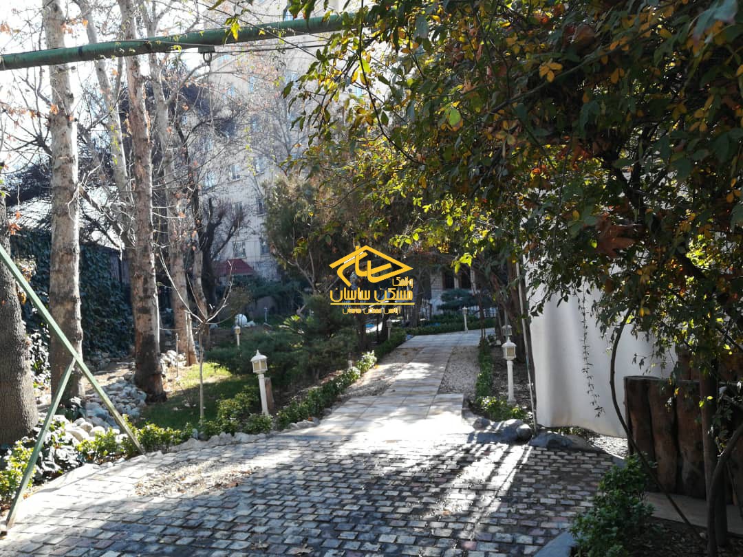 اجاره ويلا در اوين ٣٨٠ متر ٨ خواب با حياط مشجر مناسب كار در خيابان هشترودي