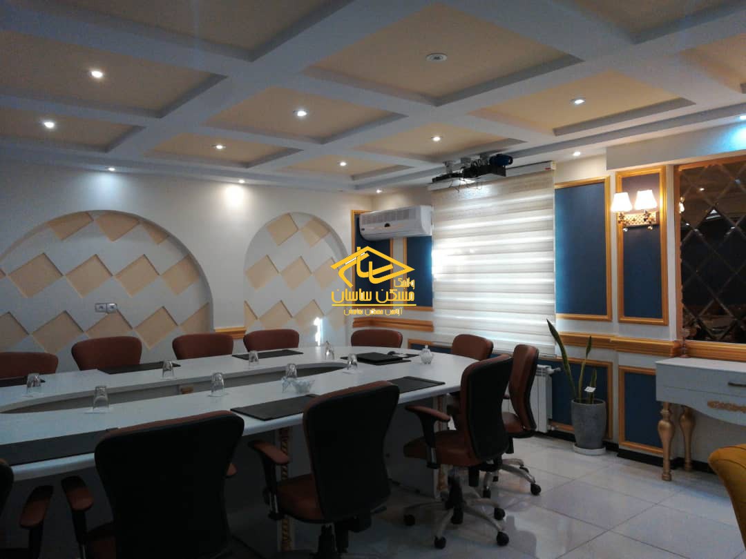 اجاره ويلا در اوين ٣٨٠ متر ٨ خواب با حياط مشجر مناسب كار در خيابان هشترودي