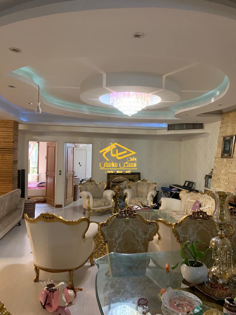 اجاره آپارتمان در الهيه ١٣٨ متر ٣ خواب خوش نقشه بازسازي شده دسترسي عالي در خيابان دشتي