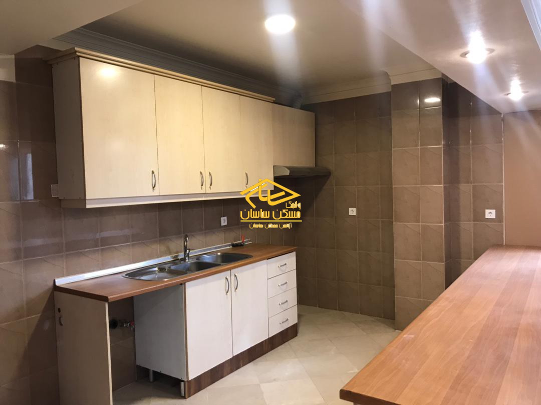 اجاره آپارتمان در دركه ١٣٥ متر ٣ خواب خوش نقشه فول امكانات ويو بي نظير در مجتمع كوهستان