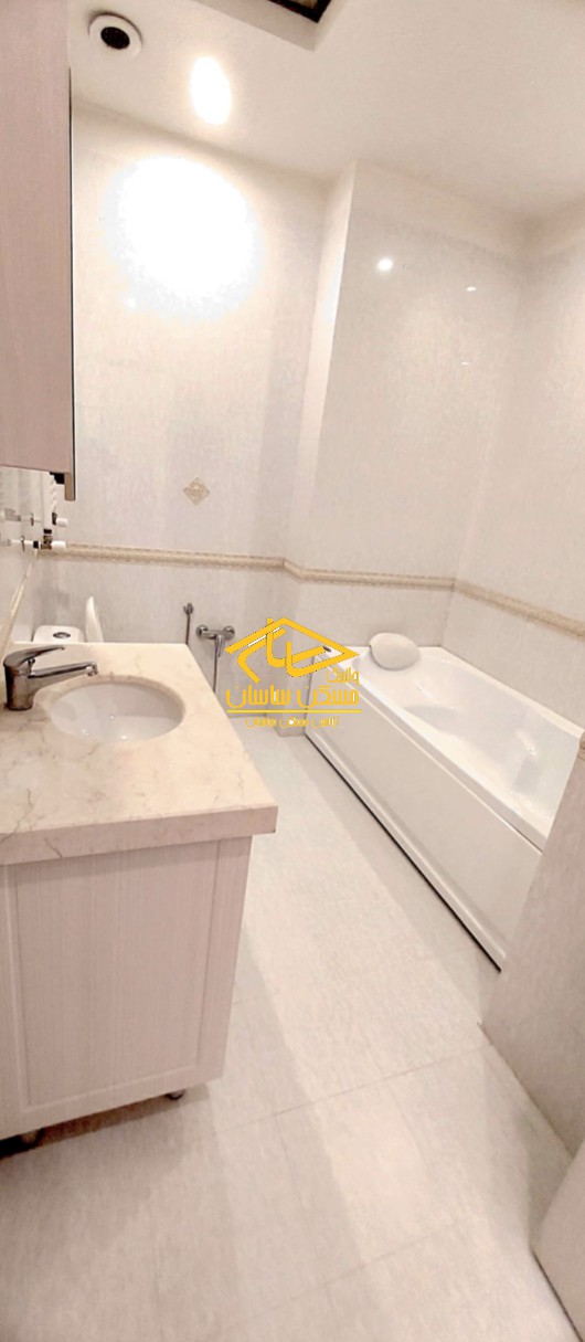 اجاره آپارتمان در الهيه ٢٠٠ متر ٣ خواب خوش نقشه فول امكانات نوساز در طبقه هفتم عمارت افرا