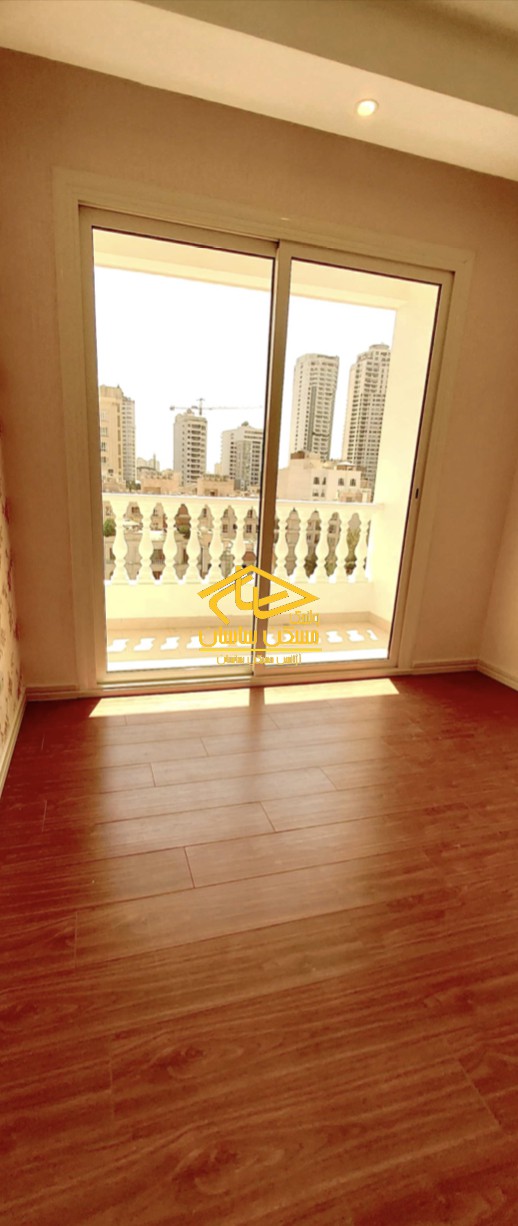 اجاره آپارتمان در الهيه ٢٠٠ متر ٣ خواب خوش نقشه فول امكانات نوساز در طبقه هفتم عمارت افرا