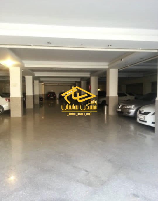 خريد دفتر كار در الهيه ١٩٠ متر ٣ خواب خوش نقشه ٦ ساله در ساختمان جم