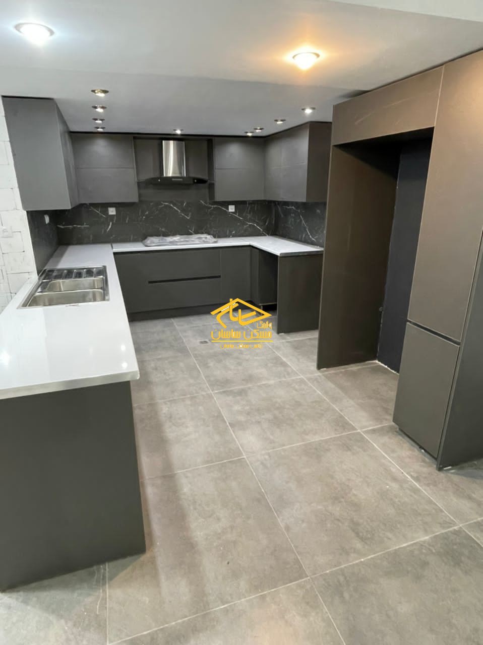 اجاره ويلا در دركه ٤٨٠ متر 2 خواب دوبلكس فول بازسازي شده خوش نقشه در فرعي آرام