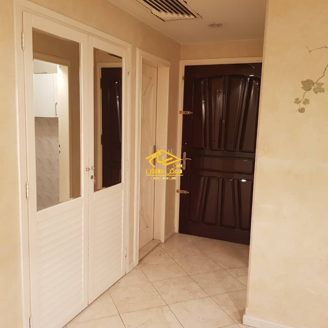 اجاره آپارتمان در فرشته ١٦١ متر ٣ خواب خوش نقشه فول امكانات بازسازي شده در خيابان تختي