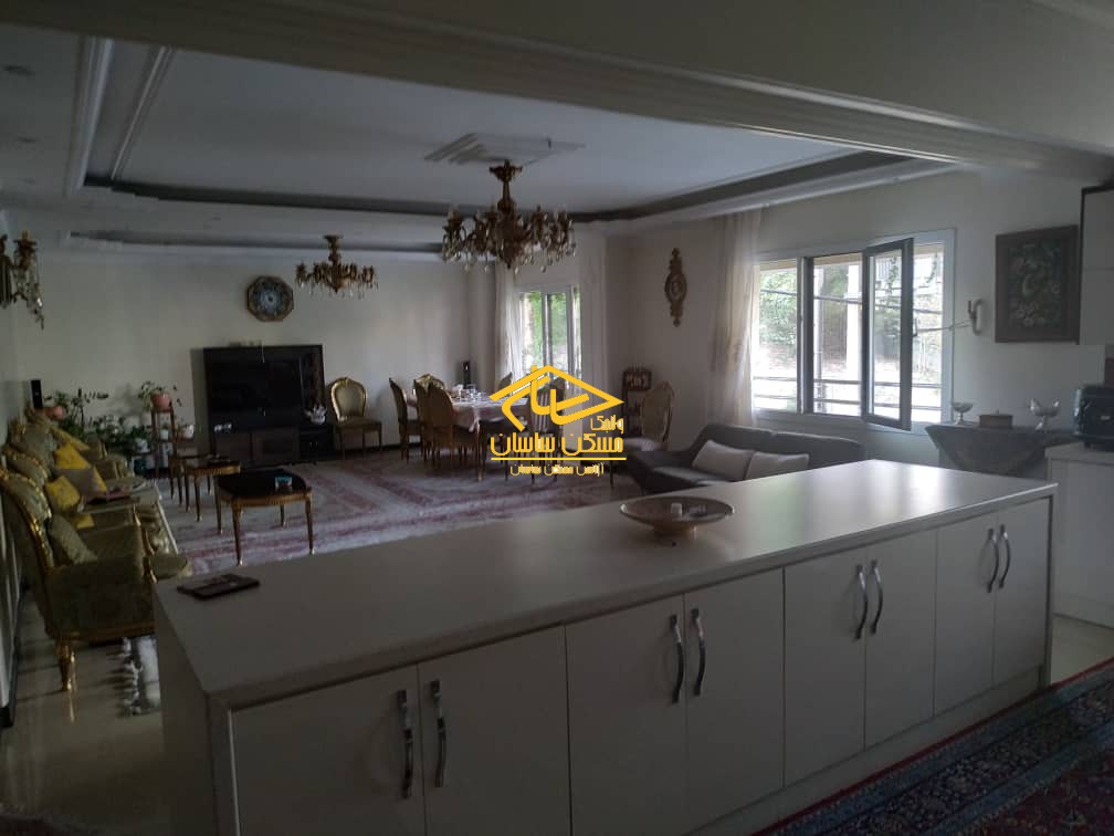 فروش آپارتمان در دركه ١٥٢ متر ٣ خواب ٥ ساله خوش نقشه در خيابان كوهسار