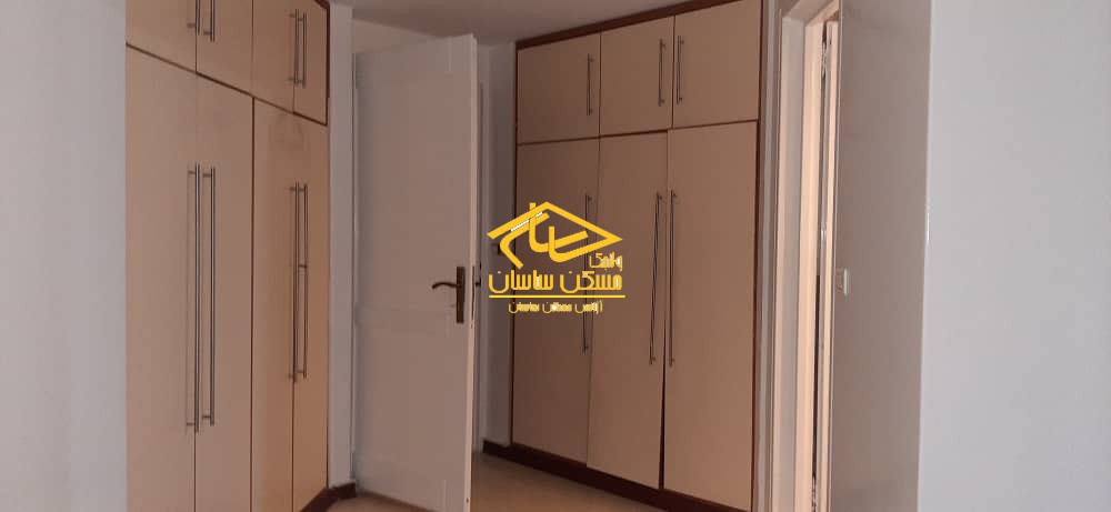 اجاره آپارتمان در الهيه ٢٥٠ متر ٣ خواب فول امكانات ويو بي نظير تراس قابل چيدمان طبقه دوازدهم در برج پيراميد صحرا