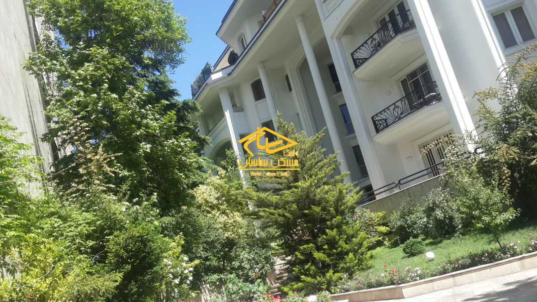 اجاره آپارتمان در الهيه ٢٥٥ متر ٣ خواب خوش نقشه فول امكانات ويو مشجر بسيار تميز فرعي دنج دسترسي عالي