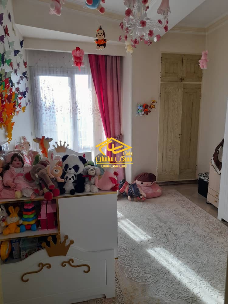 خريد آپارتمان در اوين ١٠٧ متر ٢ خواب خوش نقشه بسيار تميز دسترسي عالي در ساختمان آريا