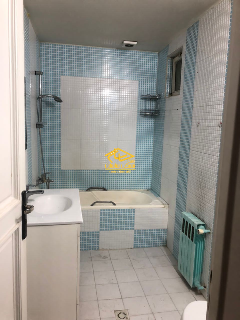 خريد آپارتمان قدرالسهم دار در فرشته ٢٠٤ متر ٤ خواب خوش نقشه بازسازي شده ٢ پاركينگ دسترسي عالي حياط مشجر